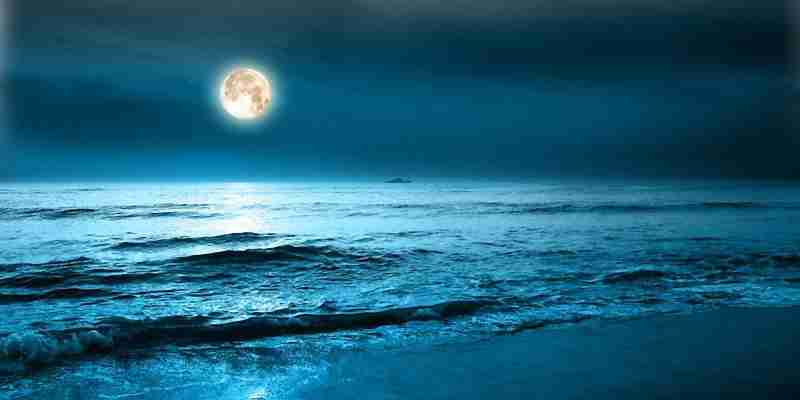 soñar con el mar de noche